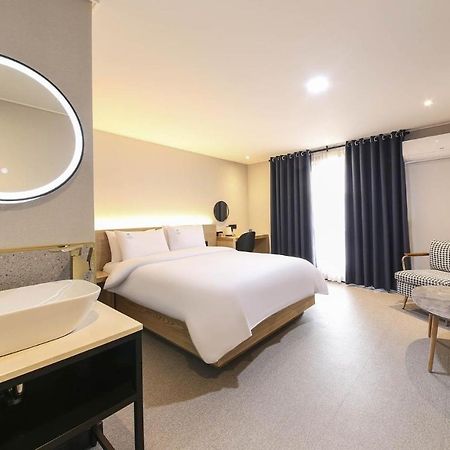 Labe Hotel Jeonju Exterior photo